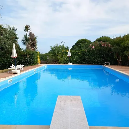 Maria Villa